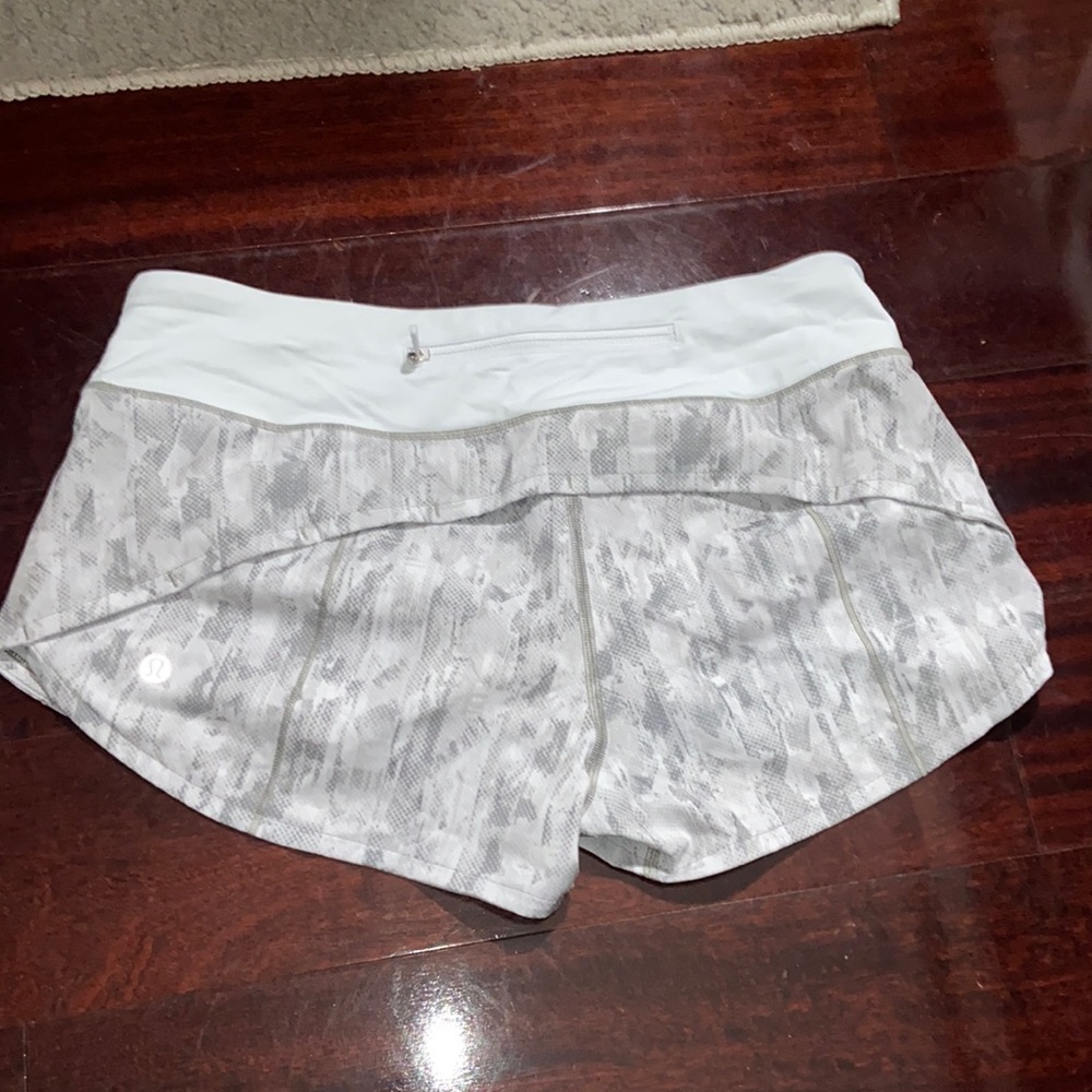 Lululemon white shorts basically new